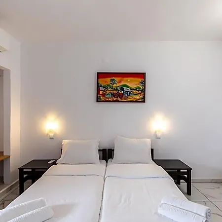 فندق Magna Oura 3*