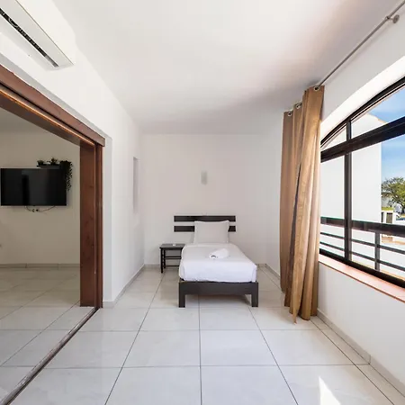 Magna Oura Hotell Albufeira